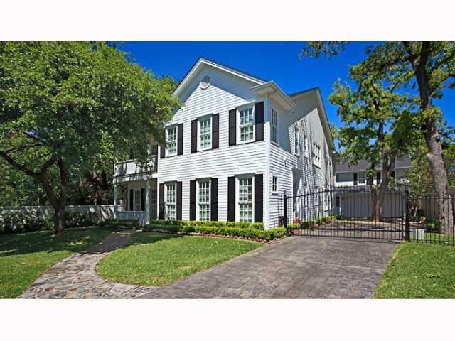 View 2324 Townes Ln in Tarrytown 2324 Townes Ln - property photo 1 - Luxury home in Tarrytown, Austin, TX