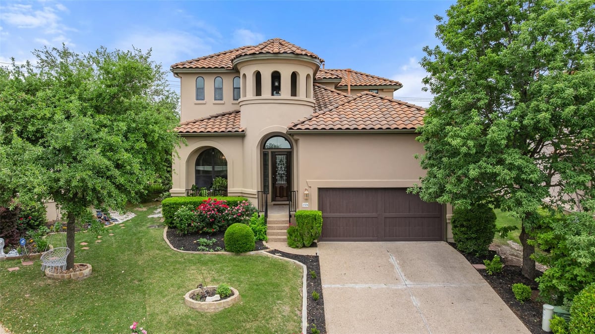 View 2328 Gilia DR in Senna Hills Sec 11 2328 Gilia DR - property photo 1 - Luxury home in Senna Hills Sec 11, Austin, TX