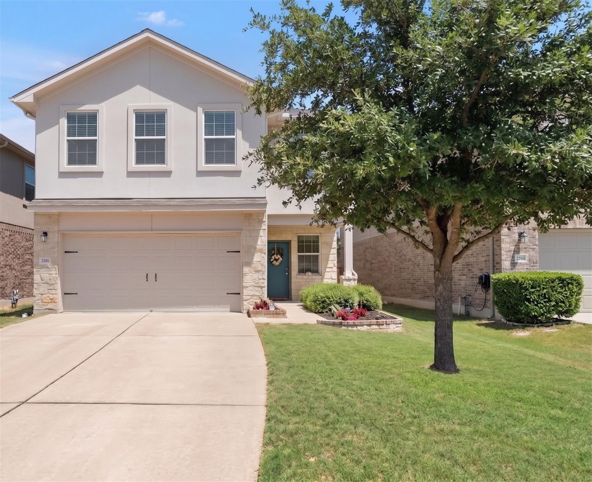 View 233 Frederick DR in Kasper Sec 7 233 Frederick DR - property photo 1 - Luxury home in Kasper Sec 7, Georgetown, TX