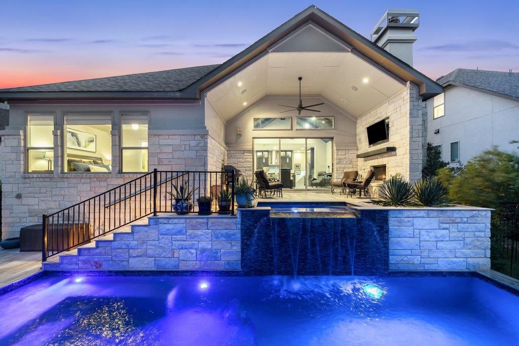 View 233 Sumalt Gap WAY in Rough Hollow 233 Sumalt Gap WAY - front exterior - Luxury home in Rough Hollow, Austin, TX