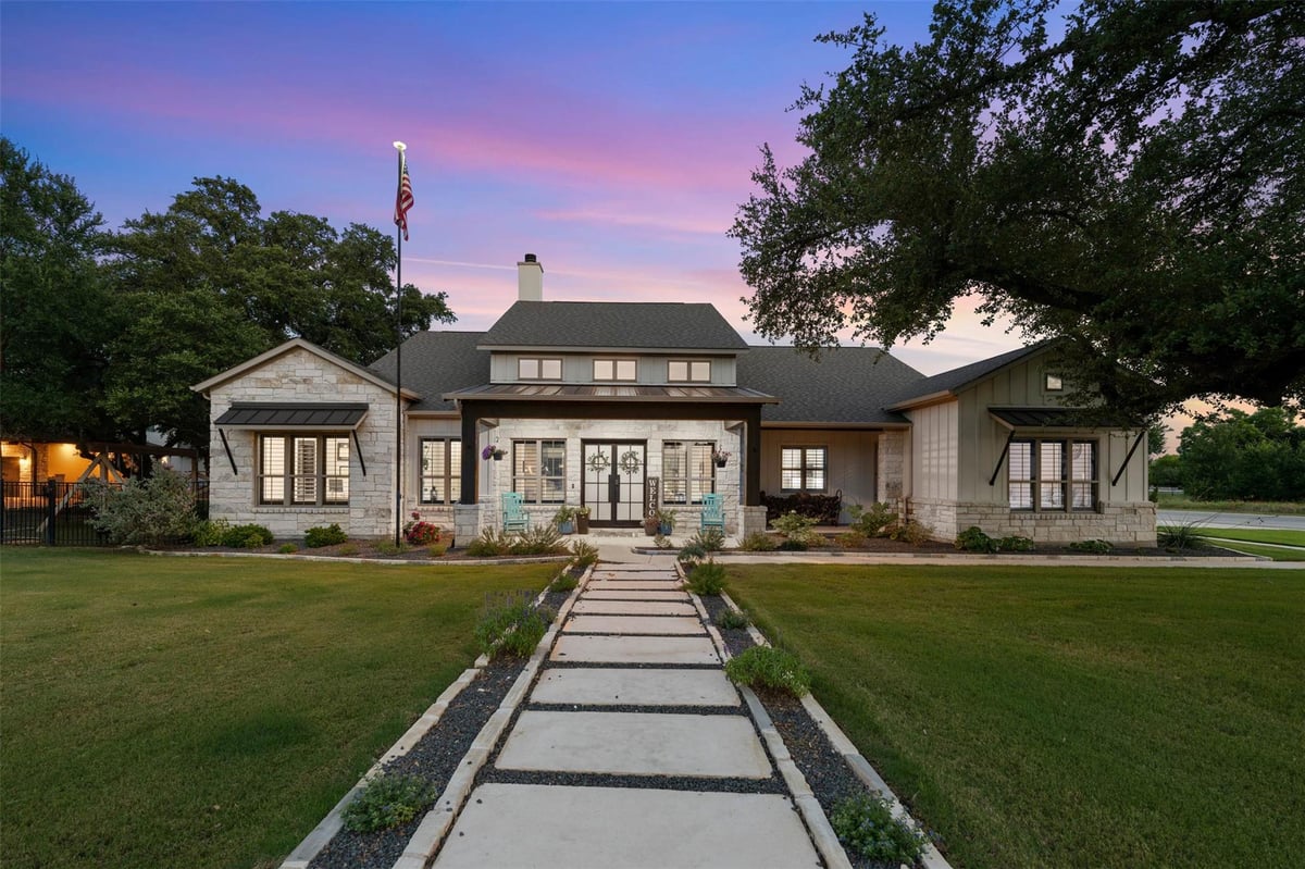 View 233 Trick Pony in Clearwater Ranch Ph Four 233 Trick Pony - front exterior - Luxury home in Clearwater Ranch Ph Four, Liberty Hill, TX