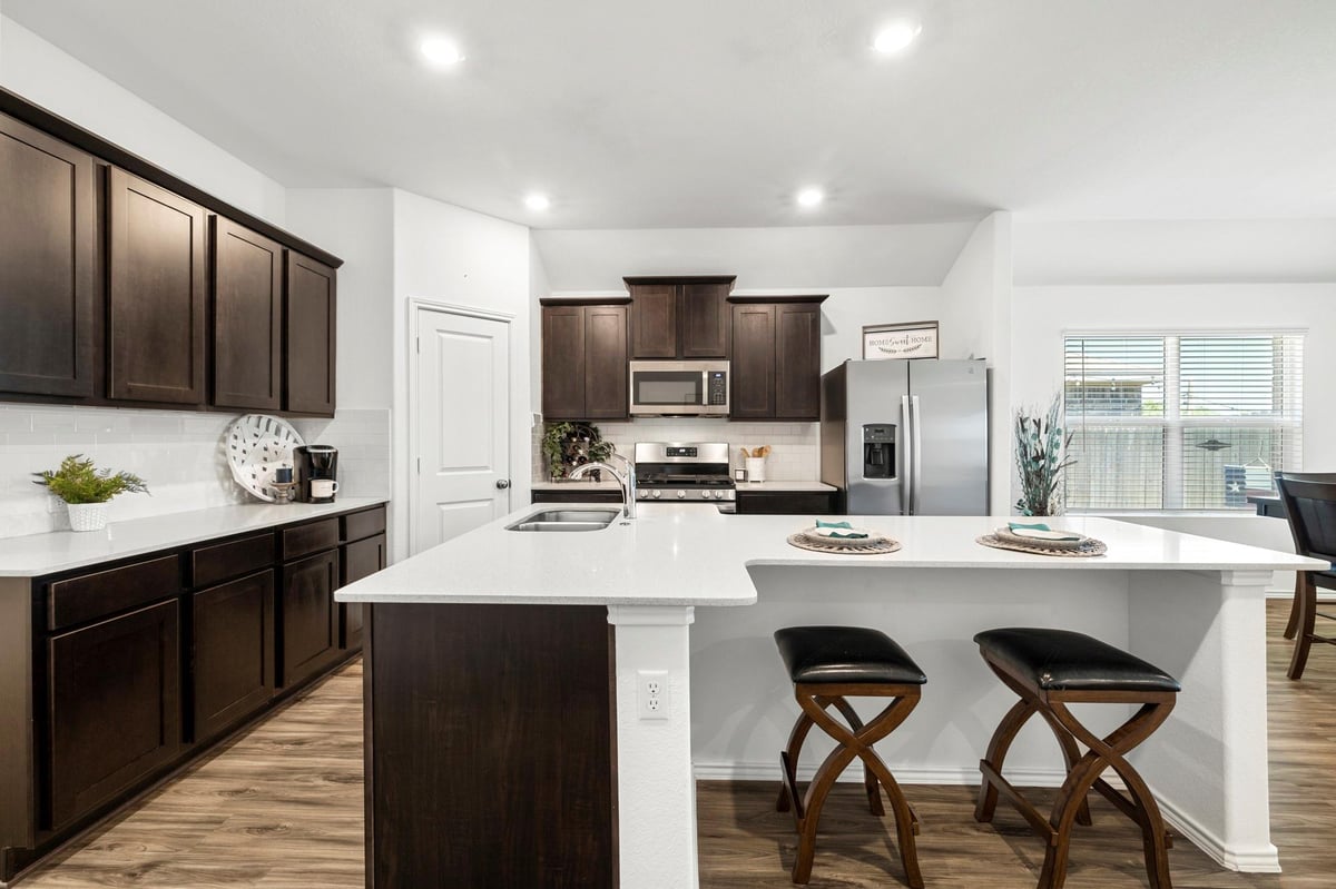 Kitchen at 237 Escondido Cir - 4 bed 3 bath home