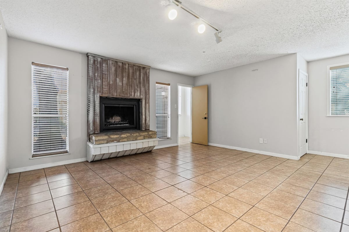 Primary bedroom at 24 Marina Cir - 3 bed 3 bath home