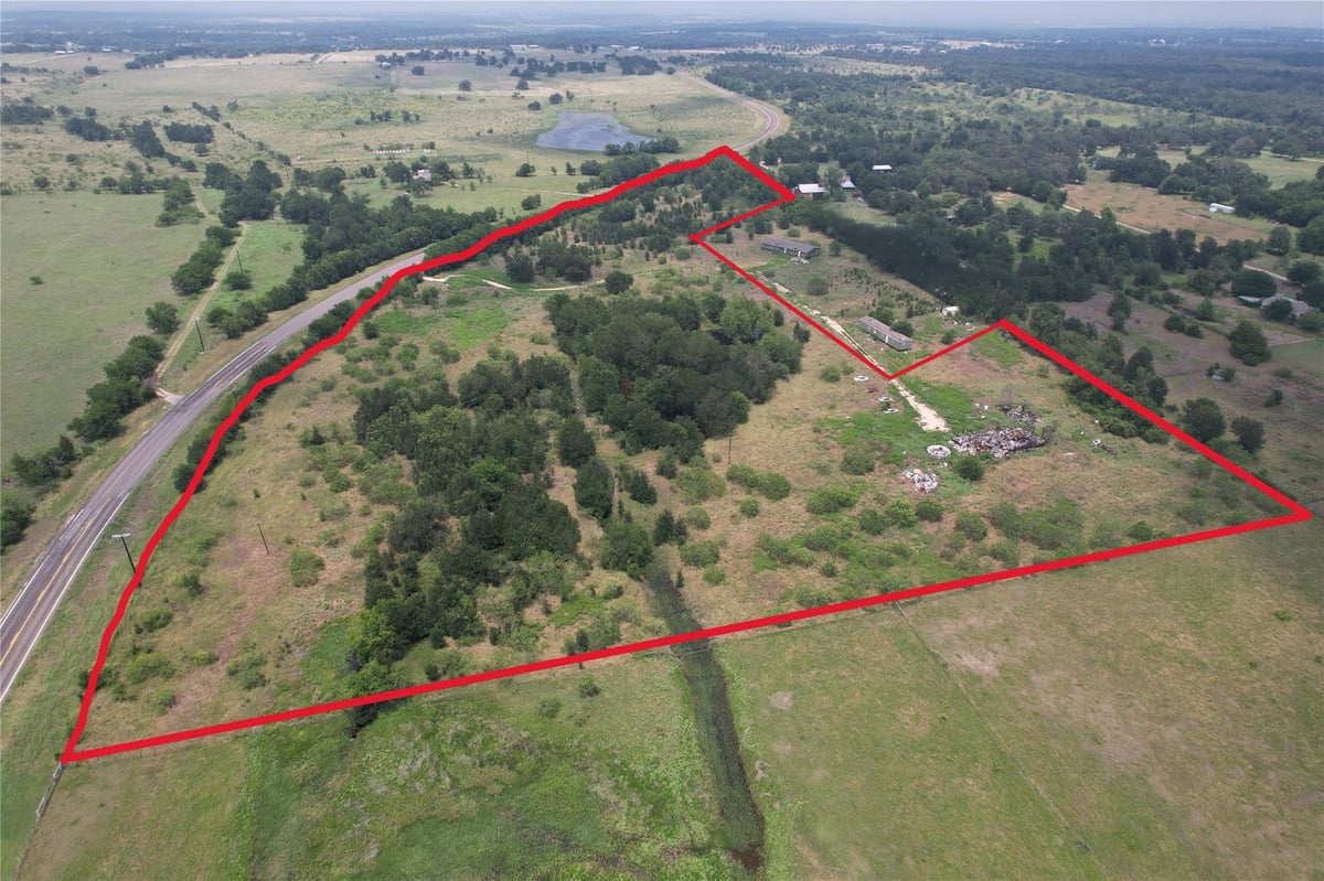 240 Cummings RD, photo 1 of 13, Thorndale, Thorndale, TX
