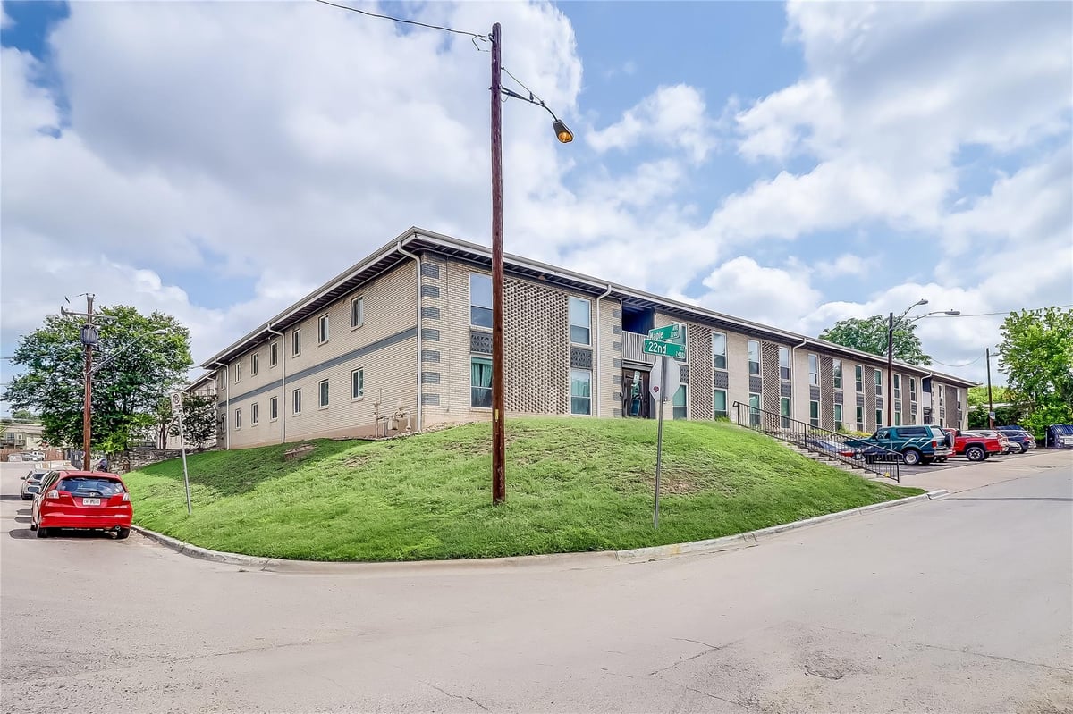 View 2401 Manor RD Unit #210 in East University Place Condominiums 2401 Manor RD Unit #210 - front exterior - Luxury home in East University Place Condominiums, Austin, TX