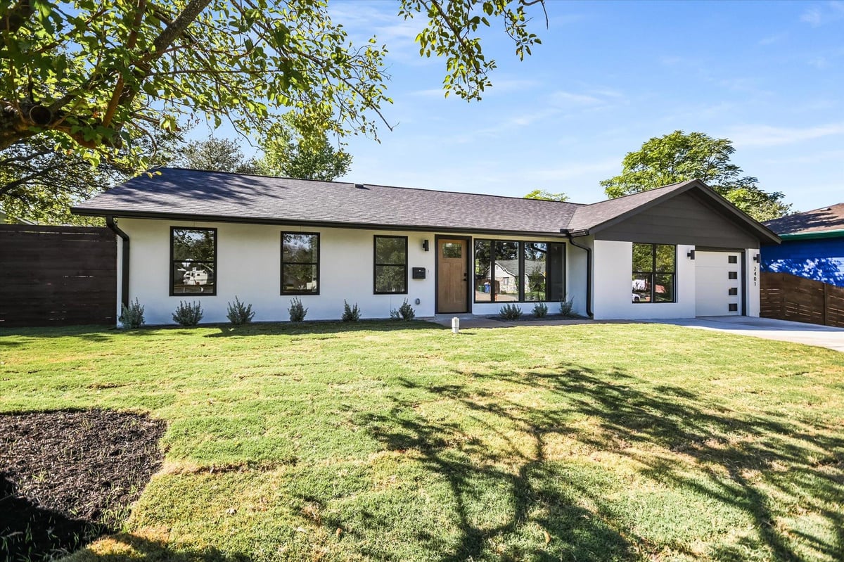 View 2401 Rogge LN in Austin 2401 Rogge LN - property photo 1 - Luxury home in Austin, Austin, TX