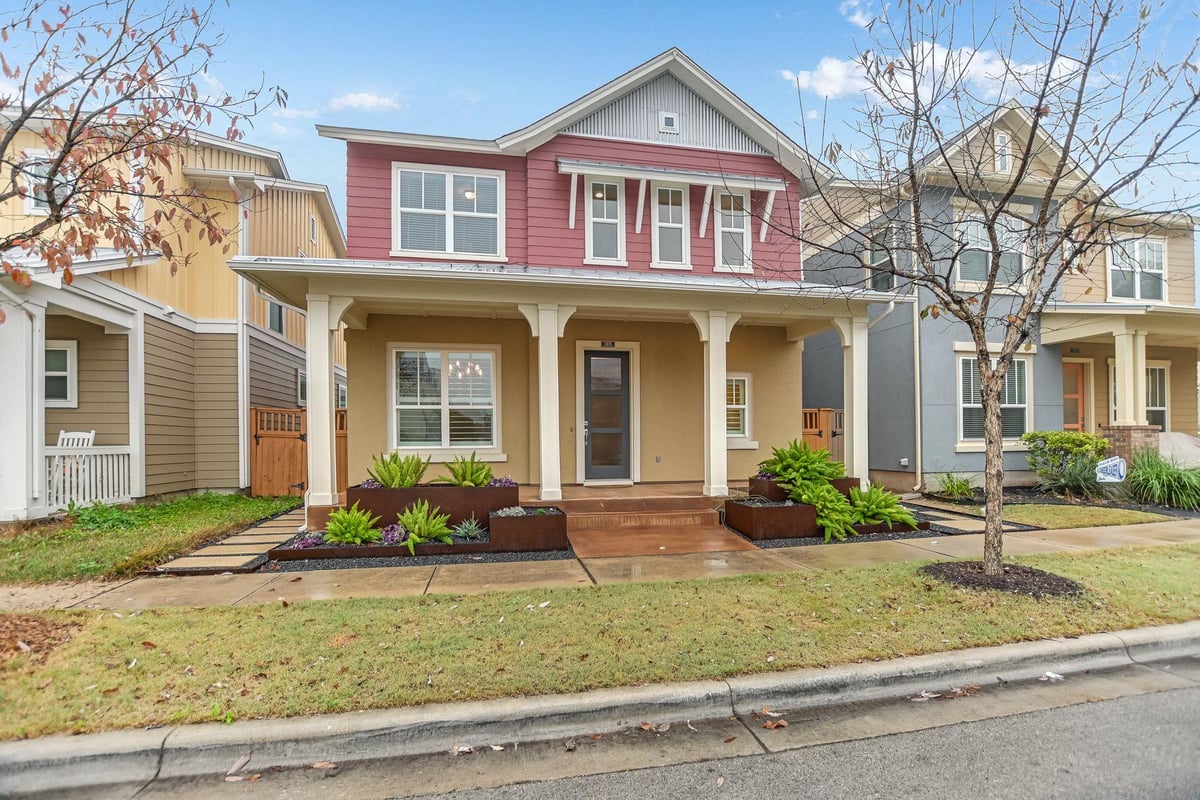 2405 Moreno ST - front exterior - Luxury home in Mueller Sec Vii-C Sub Amd, Austin, TX