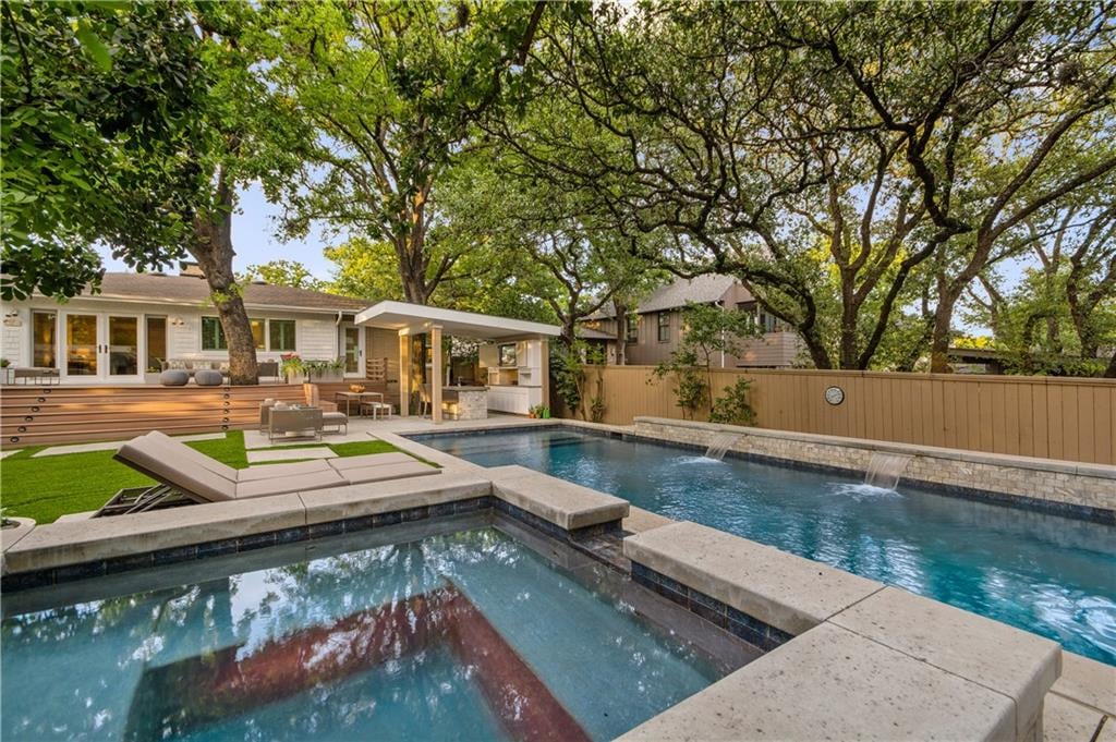 View 2405 Westover Rd in Tarrytown 2405 Westover Rd - front exterior - Luxury home in Tarrytown, Austin, TX