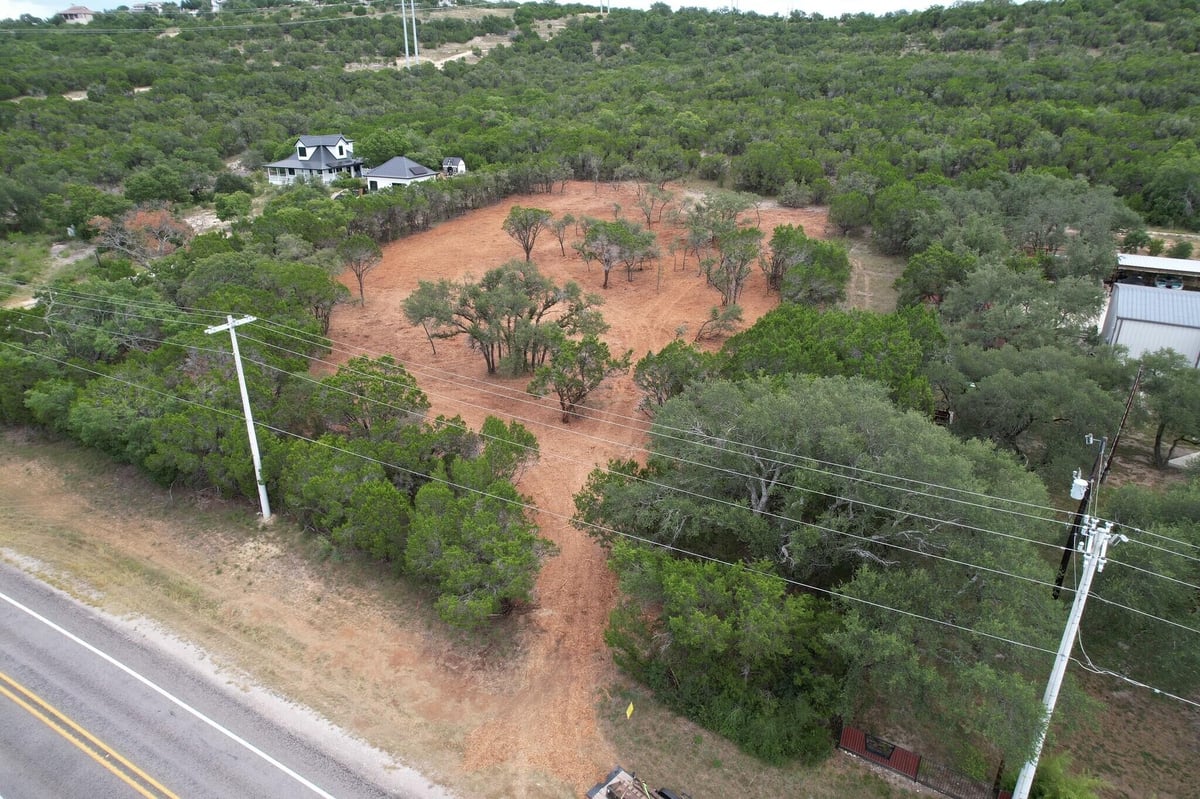 View 2409 Pace Bend RD in Collier J A 2409 Pace Bend RD - property photo 1 - Luxury lot in Collier J A, Spicewood, TX
