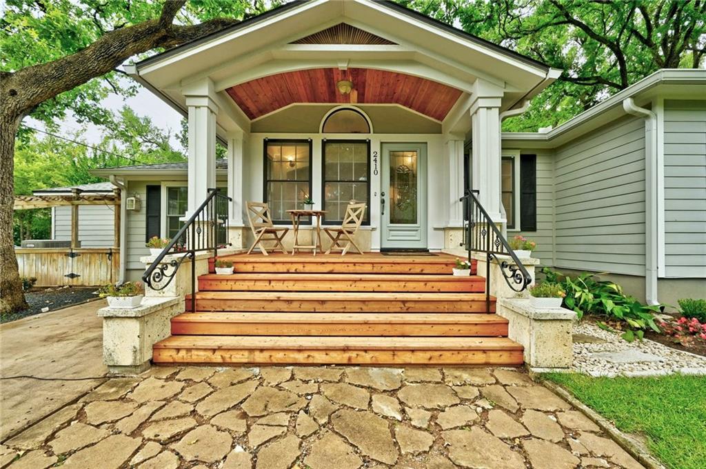 View 2410 Pruett St in Tarrytown 2410 Pruett St - property photo 1 - Luxury home in Tarrytown, Austin, TX