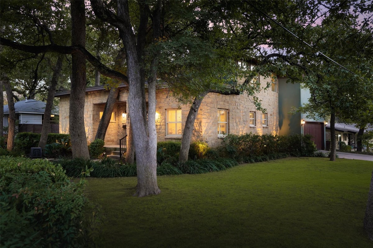 View 2411 Pruett ST in Timberlake Add 2411 Pruett ST - property photo 1 - Luxury home in Timberlake Add, Austin, TX