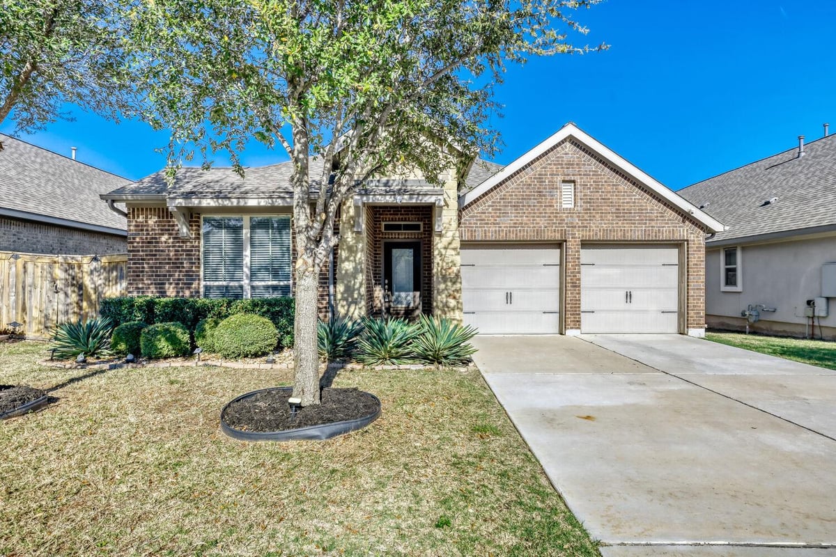 View 2416 BURBERRY Ln in DEERBROOKE 2416 BURBERRY Ln - front exterior - Luxury home in DEERBROOKE, Leander, TX
