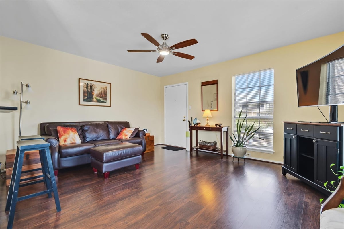 View 2425 Ashdale DR Unit #35 in Austin 2425 Ashdale DR Unit #35 - property photo 1 - Luxury home in Austin, Austin, TX