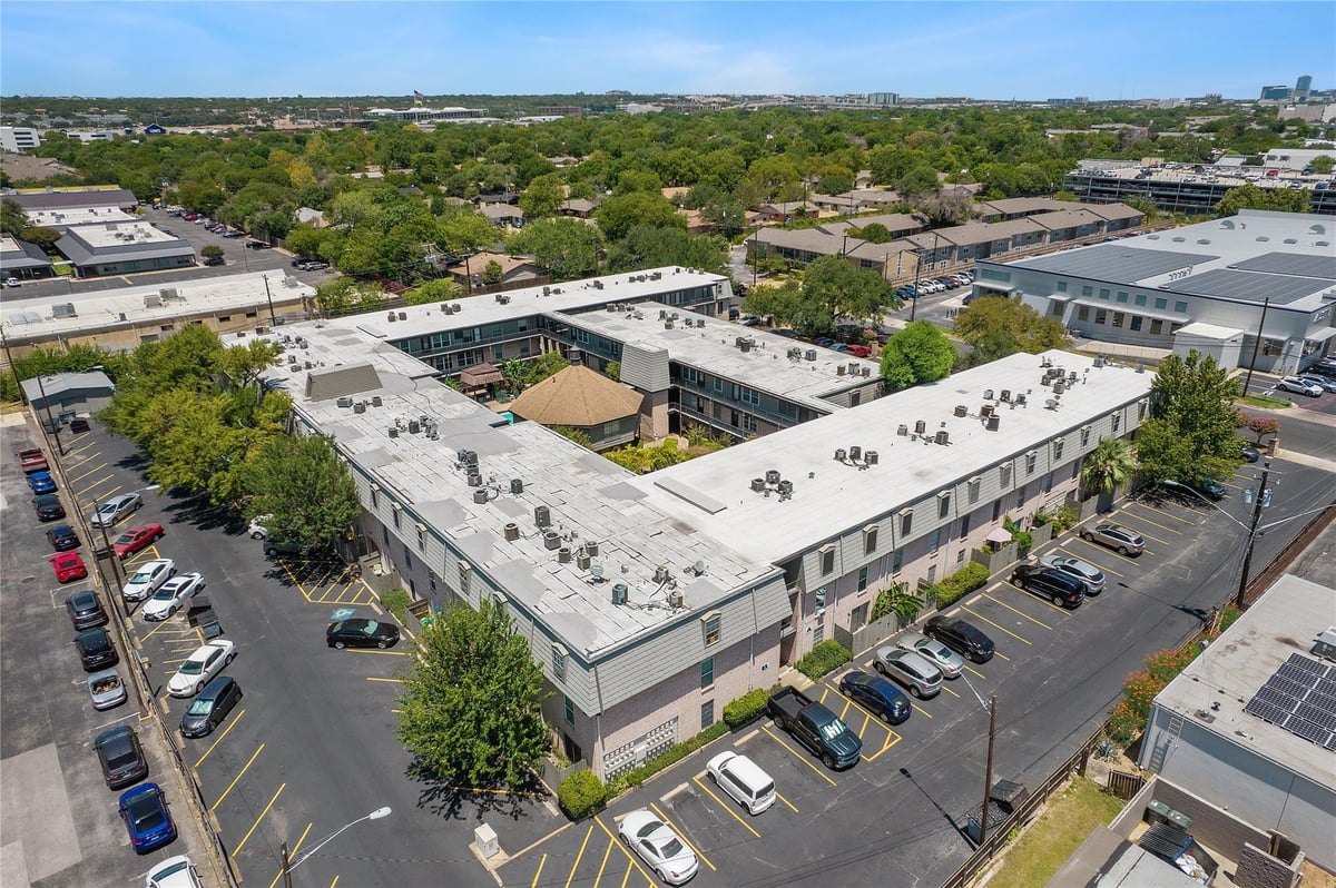 View 2425 Ashdale DR Unit #92 in The Summit Condos 2425 Ashdale DR Unit #92 - property photo 1 - Luxury home in The Summit Condos, Austin, TX