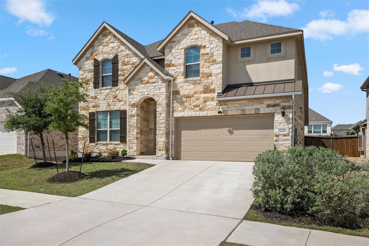 View 2429 Nightjar Song Dr in Bar W Ranch 2429 Nightjar Song Dr - property photo 1 - Luxury home in Bar W Ranch, Leander, TX