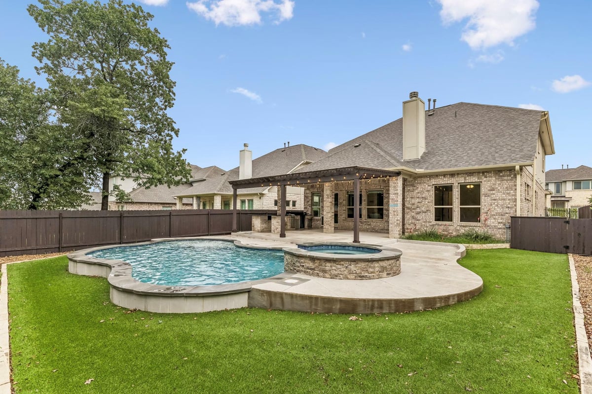 View 2432 Soprano WAY in Sauls Ranch 2432 Soprano WAY - front exterior - Luxury home in Sauls Ranch, Round Rock, TX