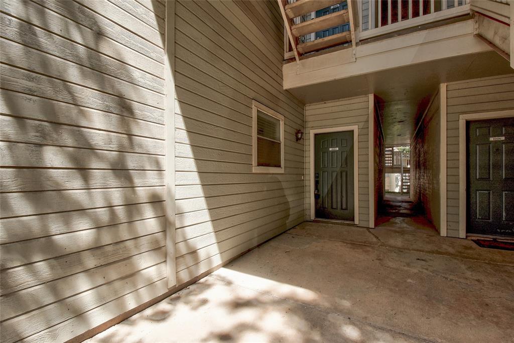 View 2450 Wickersham Ln Unit #1003 in Chamonix Condo Amd 2450 Wickersham Ln Unit #1003 - front exterior - Luxury home in Chamonix Condo Amd, Austin, TX
