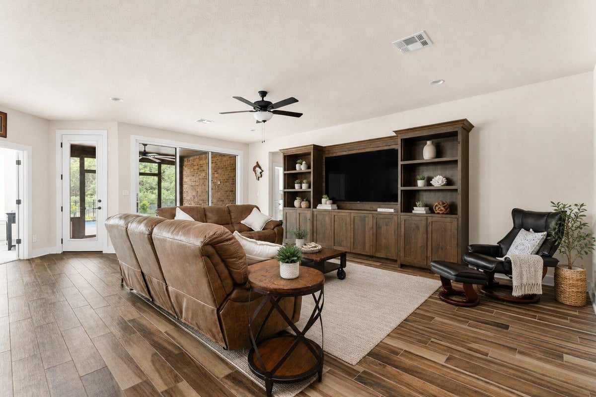 Primary bedroom at 246 Toyah Dr - 3 bed 3 bath home