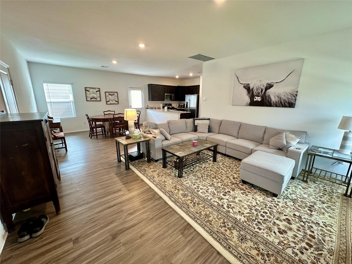 Living area at 247 Mica Trl - 3 bed 2 bath home