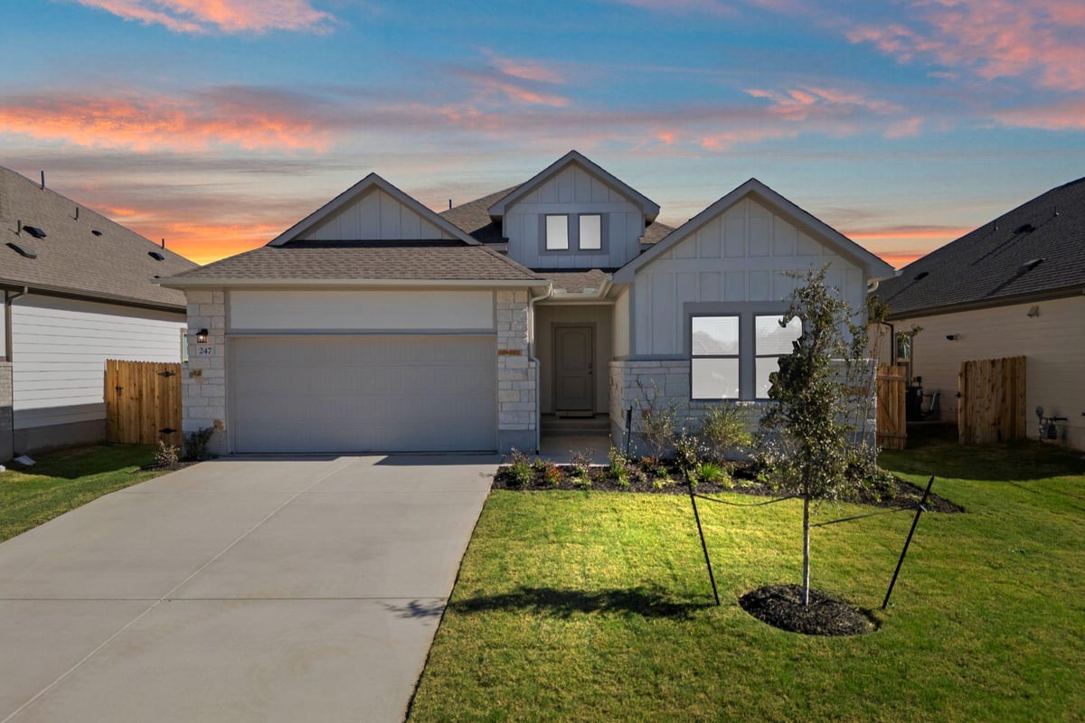 View 247 Red Tail Hawk Ln in Riverbend at Double Eagle 247 Red Tail Hawk Ln - front exterior - Luxury home in Riverbend at Double Eagle, Cedar Creek, TX