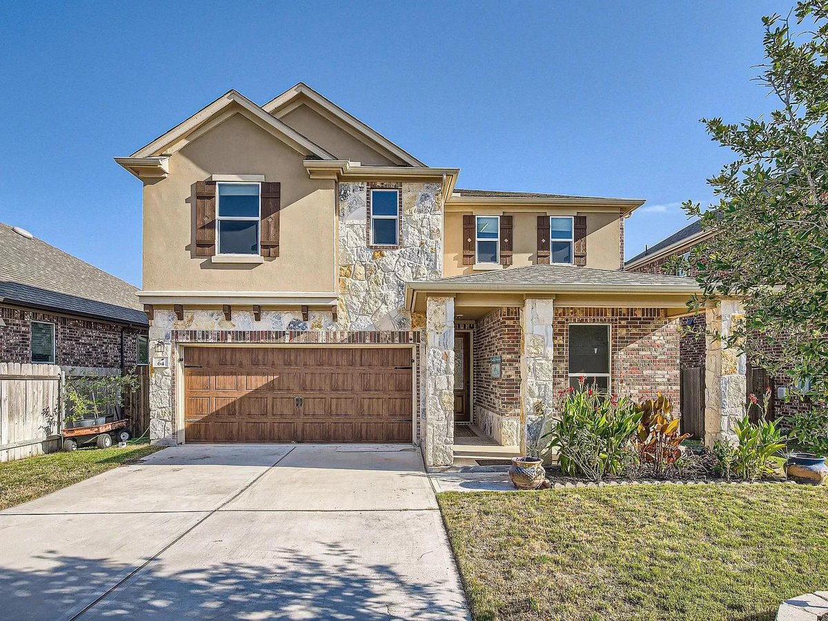 View 2471 Sunrise Rd Unit #64 in Sunrise Condos 2471 Sunrise Rd Unit #64 - front exterior - Luxury home in Sunrise Condos, Round Rock, TX