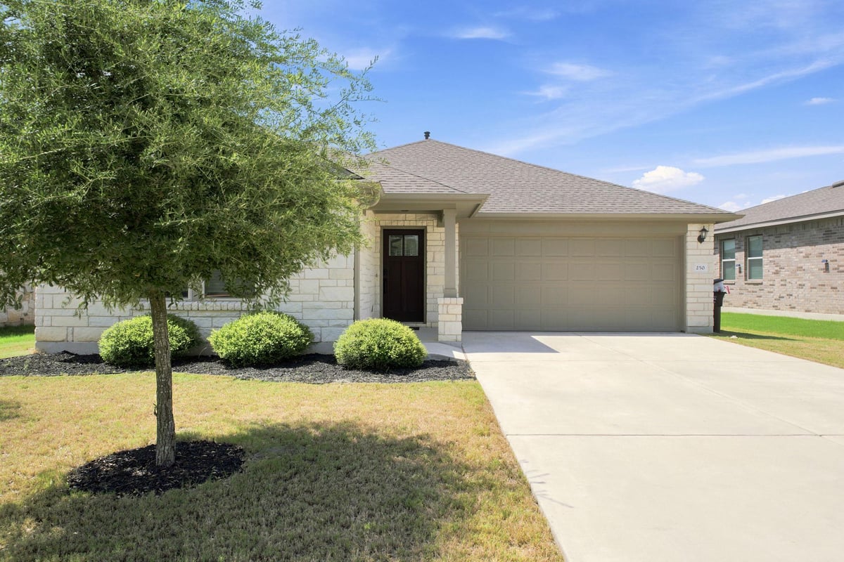 View 250 Finstown ST in Star Ranch Ph 7 Sec 7 250 Finstown ST - front exterior - Luxury home in Star Ranch Ph 7 Sec 7, Hutto, TX