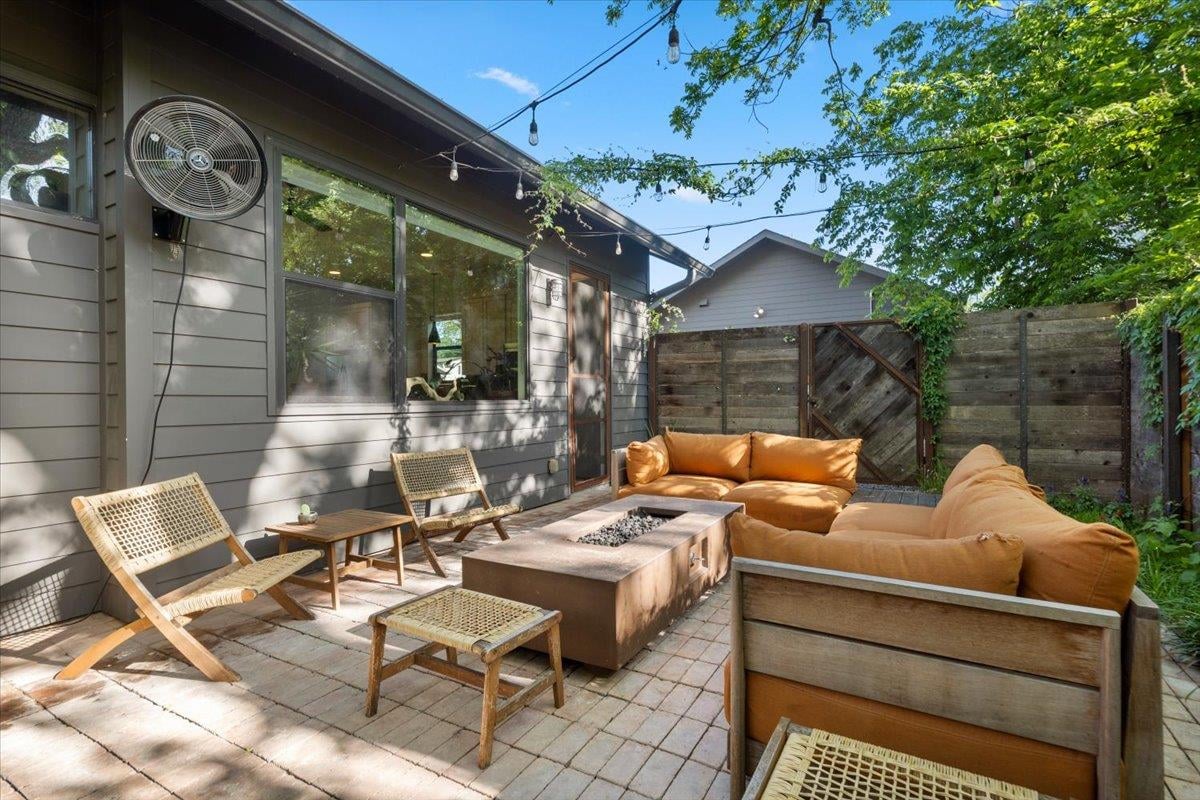 Living area at 2500 E 3rd St Unit #B - 2 bed 1 bath home
