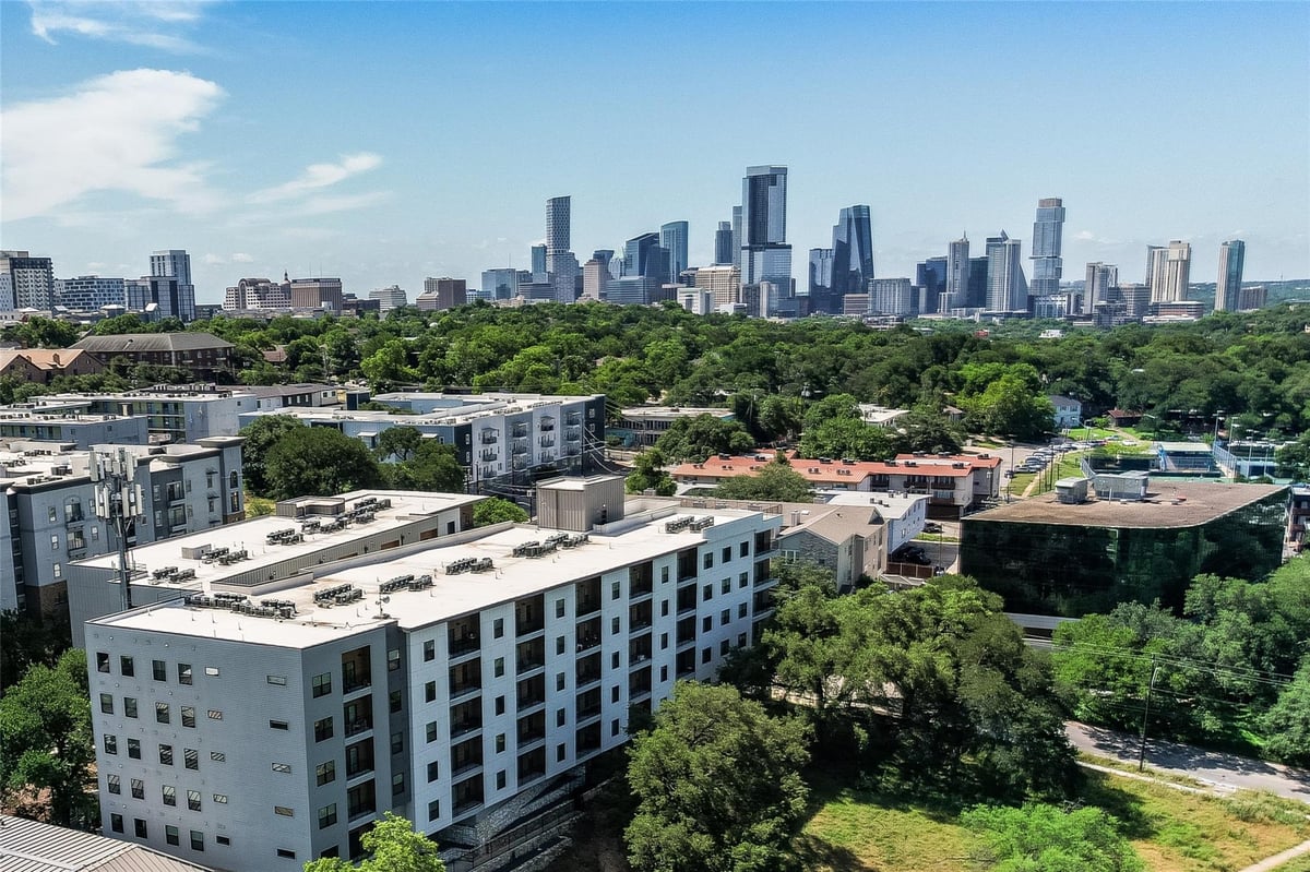 View 2500 Longview ST Unit #318 in Cascade Condos 2500 Longview ST Unit #318 - front exterior - Luxury home in Cascade Condos, Austin, TX
