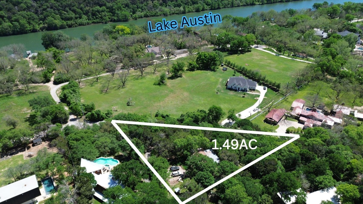 View 2500 N River Hills Rd in W. Wofford 2500 N River Hills Rd - front exterior - Luxury lot in W. Wofford, Austin, TX