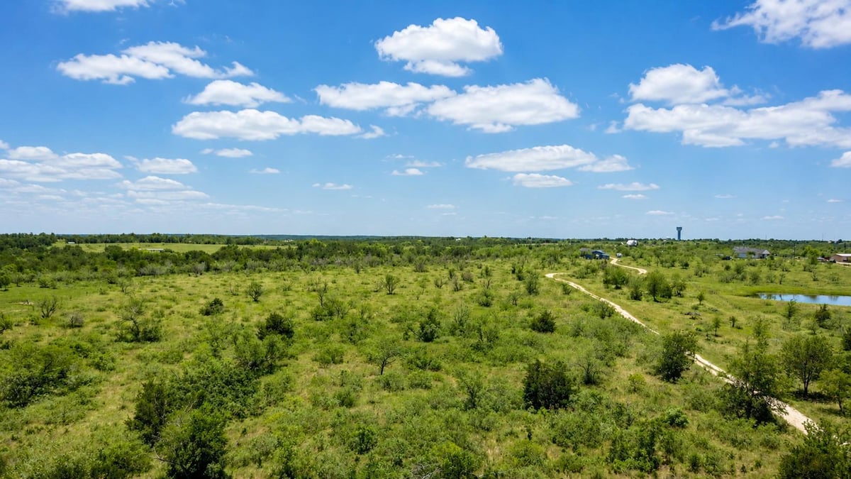 View 2500 NE County Road 466 DR in 0 2500 NE County Road 466 DR - front exterior - Luxury lot in 0, Elgin, TX