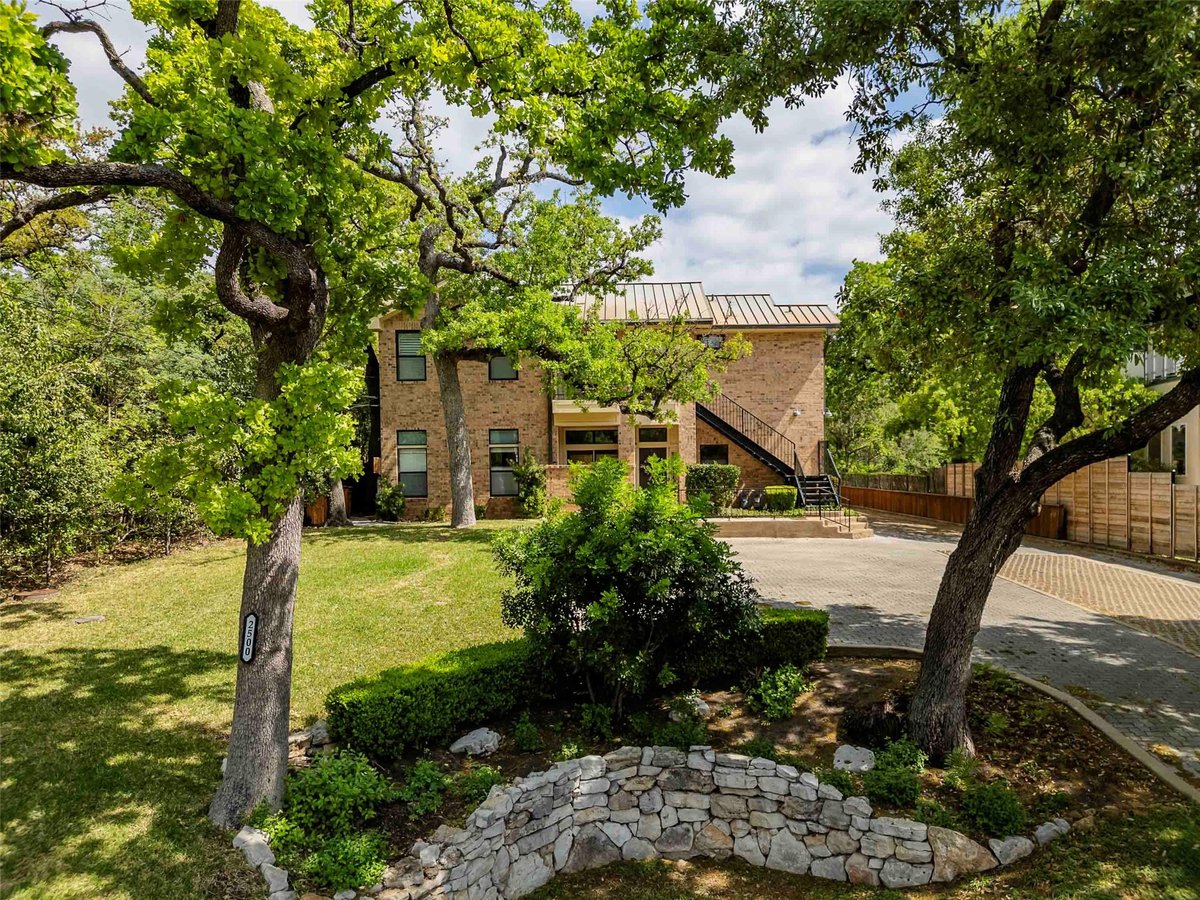 View 2500 Quarry Rd Unit #5 in Pinckney Place Condo Amd 2500 Quarry Rd Unit #5 - front exterior - Luxury home in Pinckney Place Condo Amd, Austin, TX