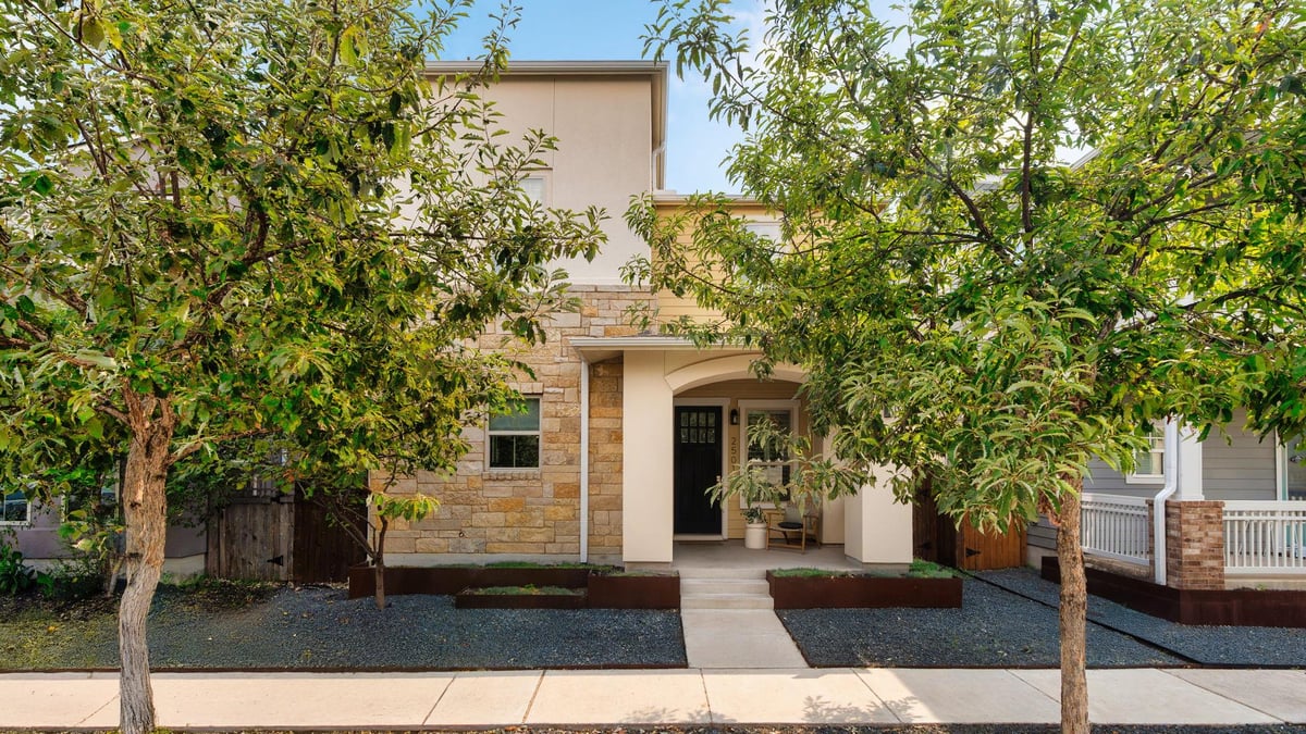 View 2501 Moreno St in Mueller Sec Vii-C Sub Amd 2501 Moreno St - front exterior - Luxury home in Mueller Sec Vii-C Sub Amd, Austin, TX