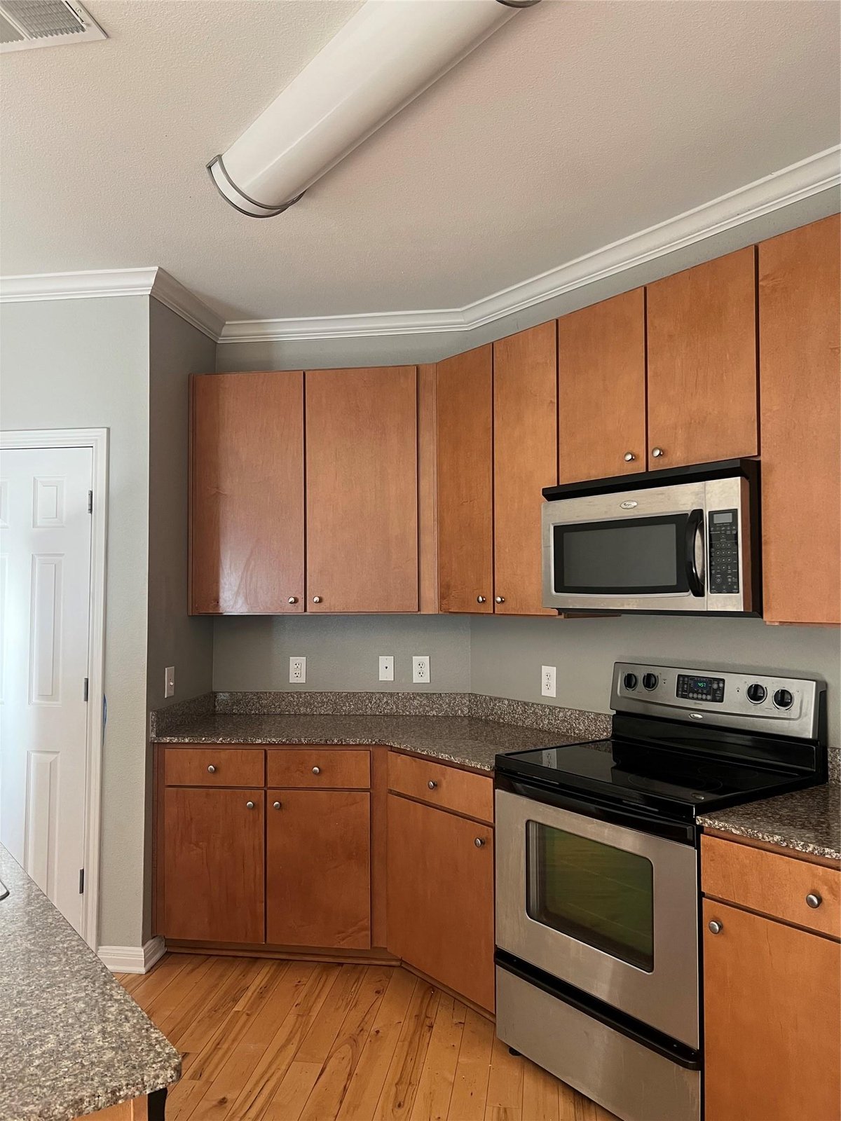 View 2502 Leon St Unit #301 in Texan Shoal Crk Condos 2502 Leon St Unit #301 - property photo 1 - Luxury home in Texan Shoal Crk Condos, Austin, TX