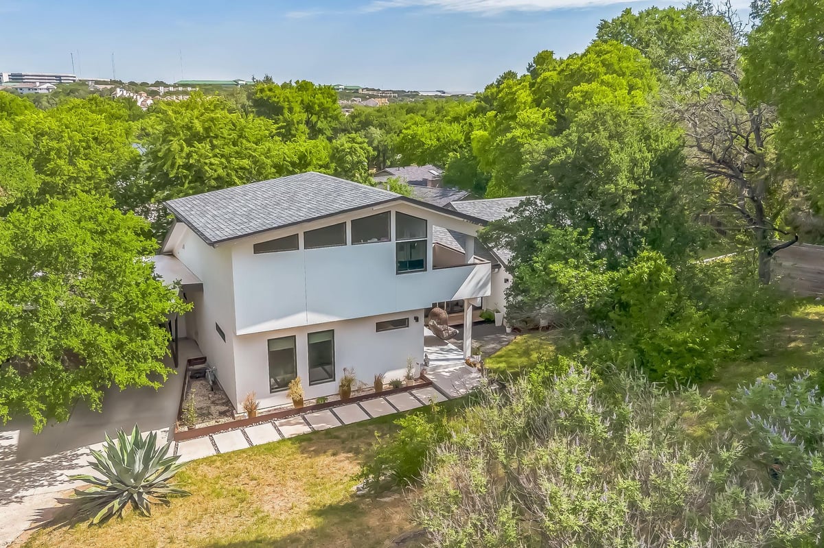 2502 Side Cv - front exterior - Luxury home in Barton Hills- Horseshoe Bend Sec, Austin, TX