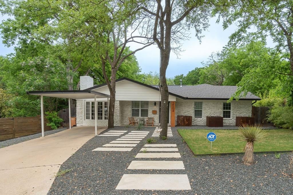 View 2504 Friar Tuck LN in Sherwood Oaks Sec 04 2504 Friar Tuck LN - property photo 1 - Luxury home in Sherwood Oaks Sec 04, Austin, TX