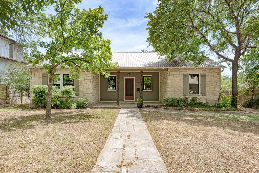 View 2505 Indian TRL in Tarry Town 05 2505 Indian TRL - property photo 1 - Luxury home in Tarry Town 05, Austin, TX