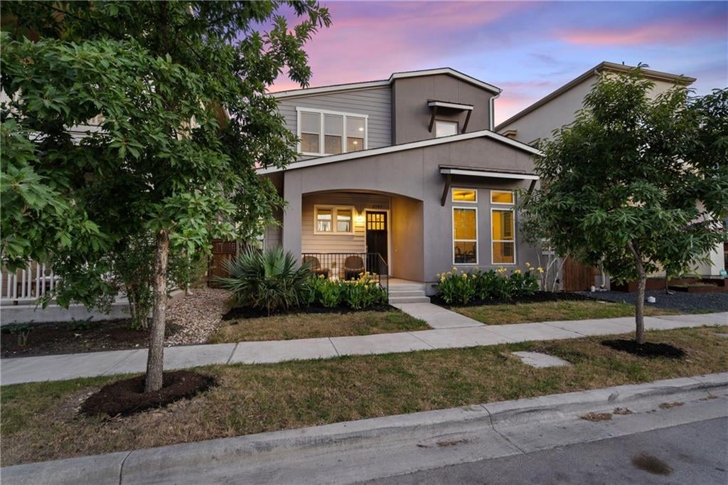 View 2505 Moreno St in Mueller Sec Vii-C Sub Amd 2505 Moreno St - front exterior - Luxury home in Mueller Sec Vii-C Sub Amd, Austin, TX