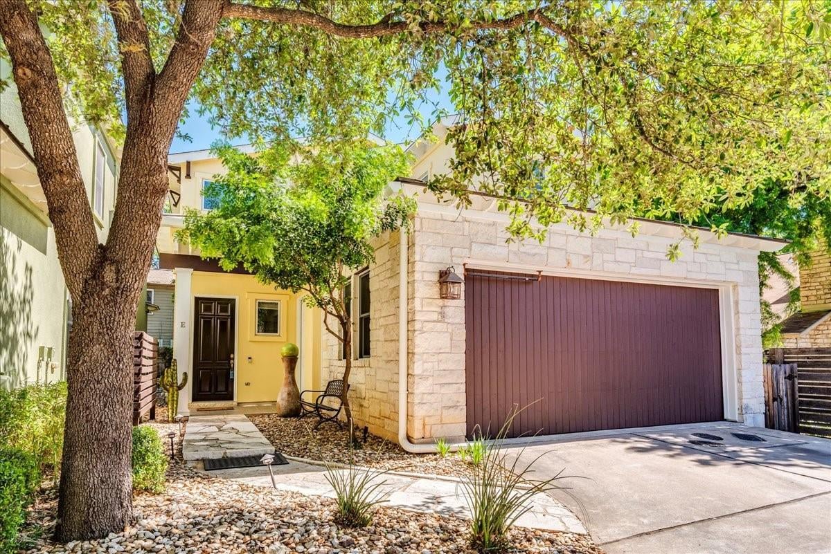 View 2506 Enfield RD Unit #E in 2506 Enfield Twnhms 2506 Enfield RD Unit #E - property photo 1 - Luxury home in 2506 Enfield Twnhms, Austin, TX