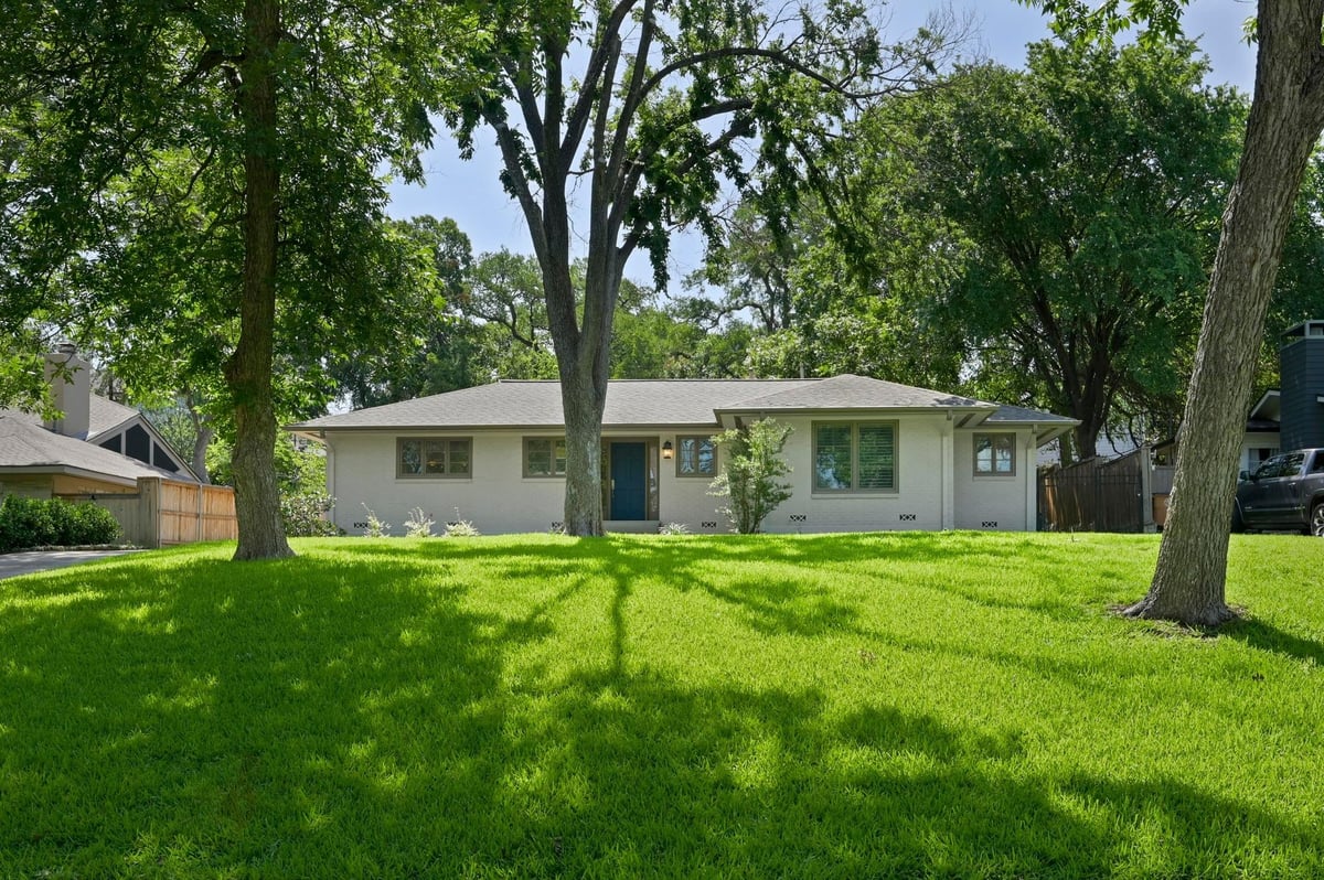2507 Hartford RD - front exterior - Luxury home in Pemberton Heights Sec 10, Austin, TX