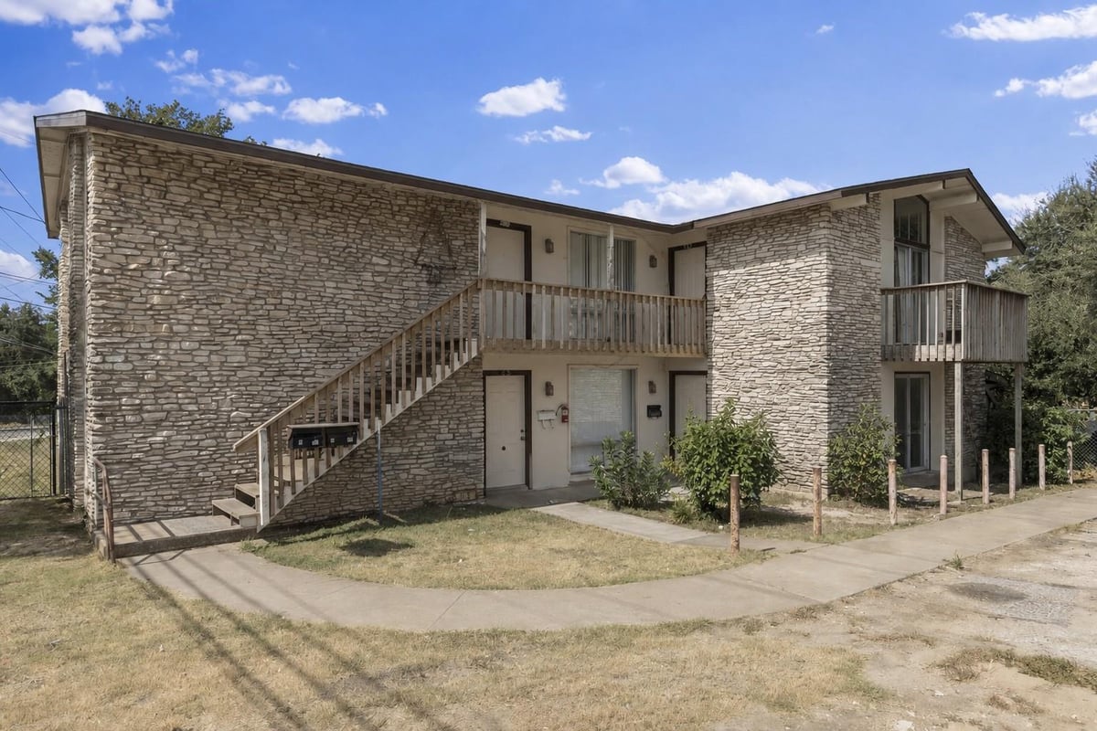 View 2507 Manor CIR in Austin 2507 Manor CIR, photo 1 of 17, Austin, Austin, TX