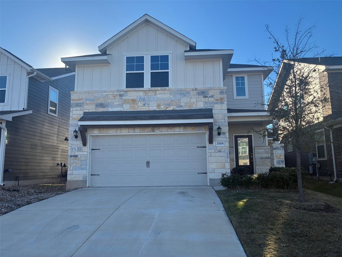 View 2509 Berryville Ln in Mockingbird Park 2509 Berryville Ln - front exterior - Luxury home in Mockingbird Park, Leander, TX