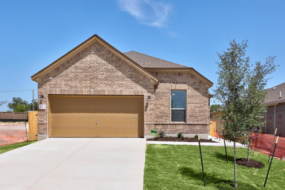 View 2513 Donna Olene Dr in Overlook Ranch 2513 Donna Olene Dr - property photo 1 - Luxury home in Overlook Ranch, Georgetown, TX