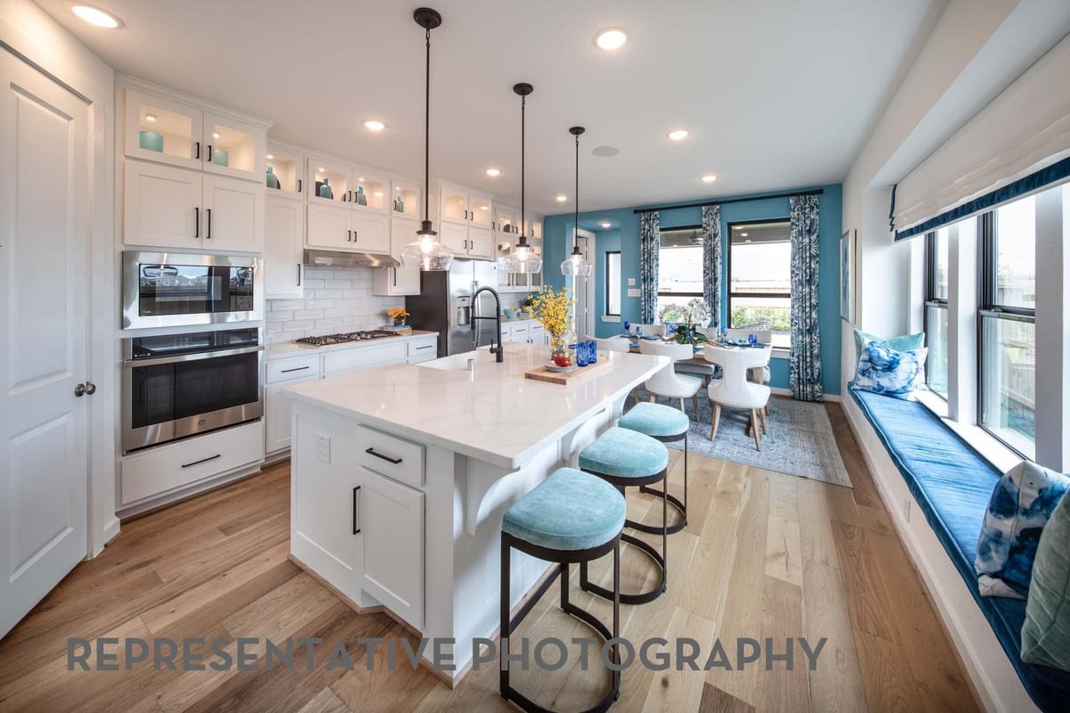 Living area at 252 Menlo Bnd - 4 bed 3 bath home