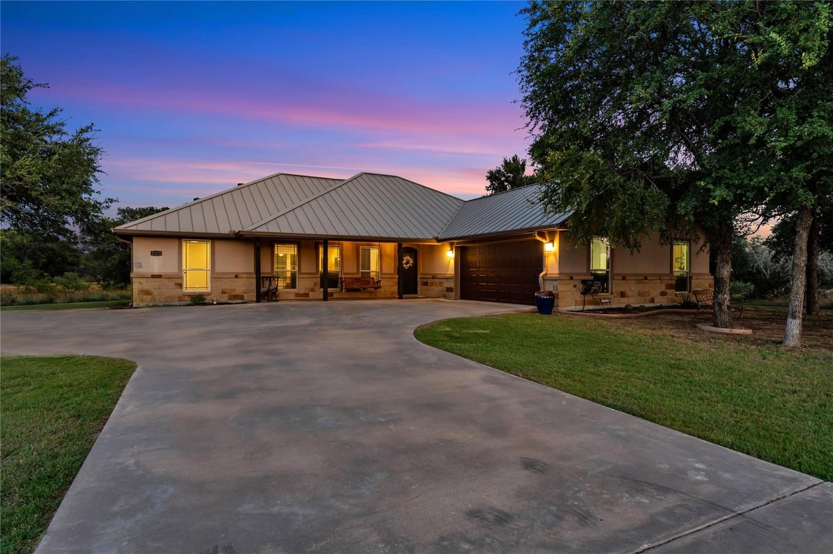 View 252 Sunday DR in Ranch At Delaware Creek 252 Sunday DR - property photo 1 - Luxury home in Ranch At Delaware Creek, Burnet, TX