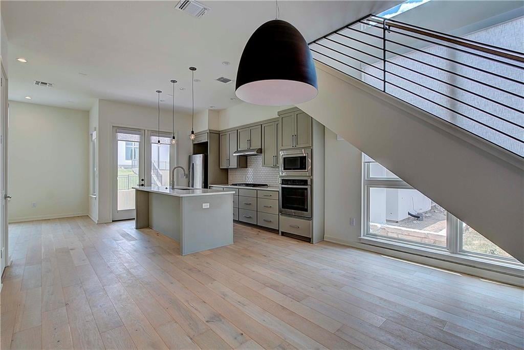 View 2521 Sutherland ST in Walsh 360 2521 Sutherland ST - property photo 1 - Luxury home in Walsh 360, Austin, TX