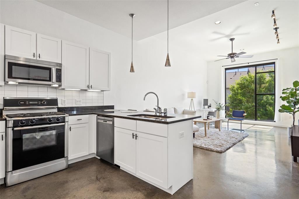 View 2525 S Lamar Blvd Unit #316 in Spaces 2525 Condos 2525 S Lamar Blvd Unit #316 - front exterior - Luxury home in Spaces 2525 Condos, Austin, TX