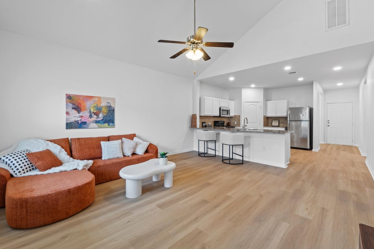 Living area at 2529 Chetco Dr - 4 bed 2 bath home