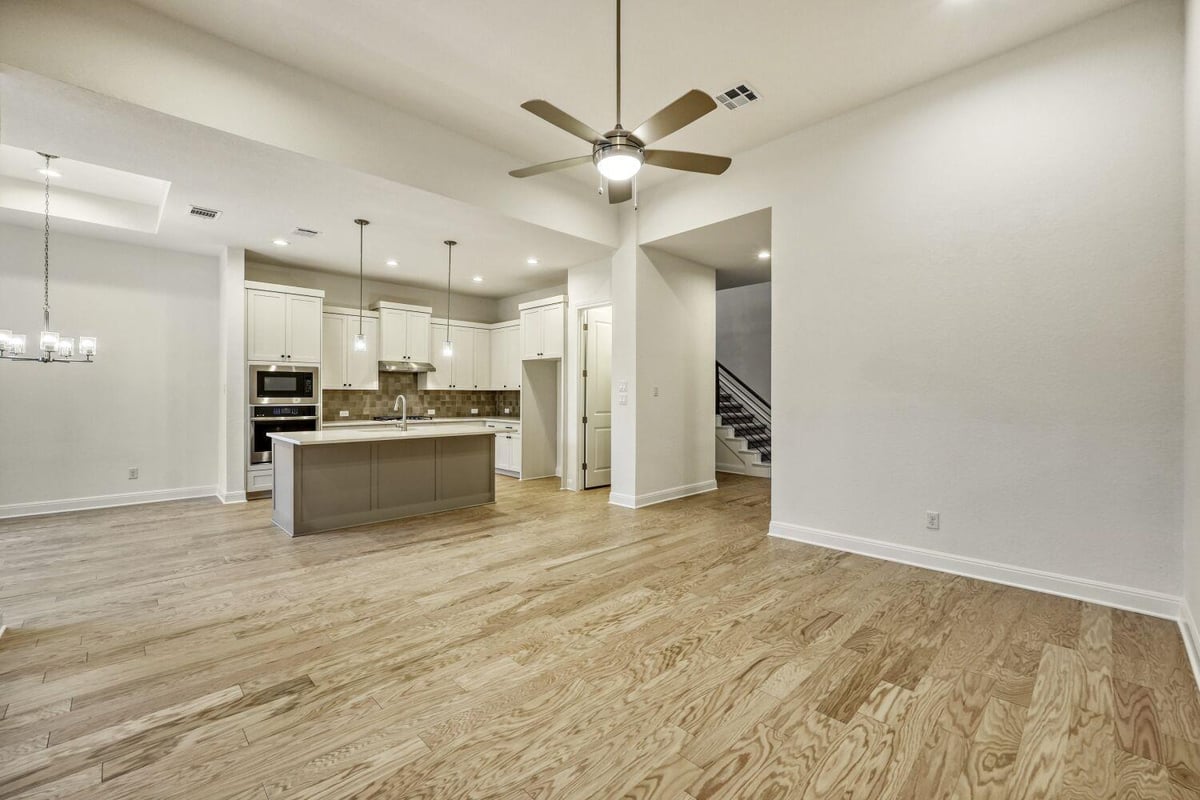 Living area at 253 Prickly Poppy Loop - 4 bed 3 bath home
