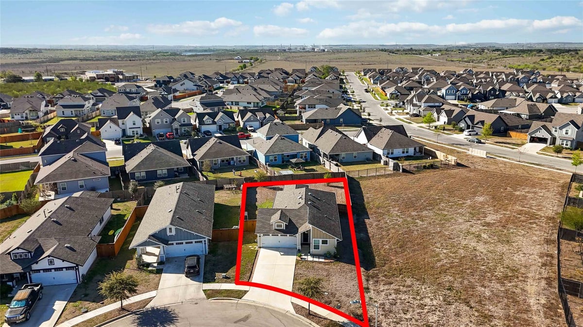 View 253 Sage Meadows Dr in Trace Sub Pa 2C Sec B 253 Sage Meadows Dr - front exterior - Luxury home in Trace Sub Pa 2C Sec B, San Marcos, TX