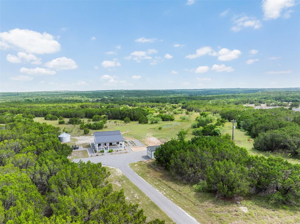 View 2555 County Road 1139 in none 2555 County Road 1139 - front exterior - Luxury home in none, Lampasas, TX
